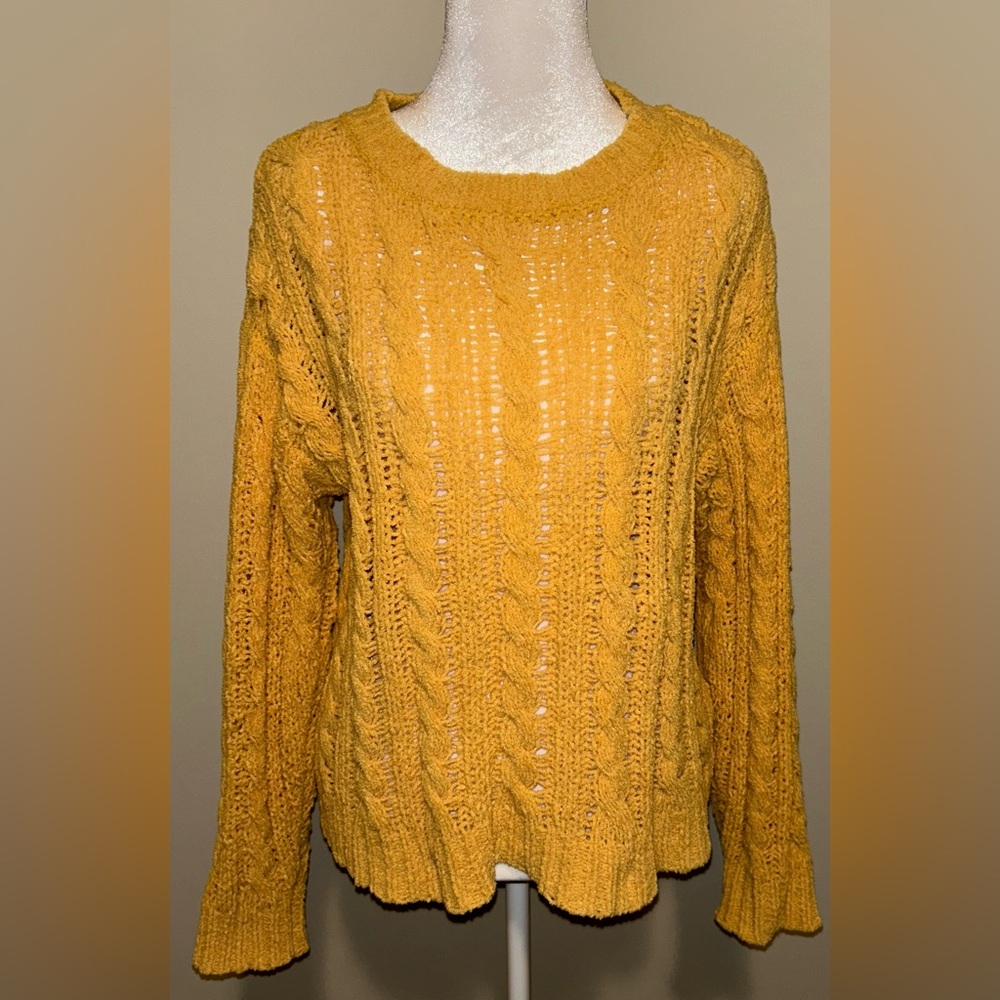 American Eagle Knit Sweater